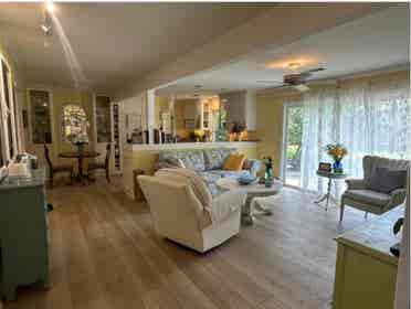 Westchase-Private furn bed/bath