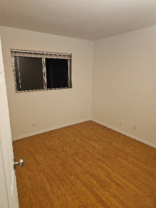 One room for rent $ a month