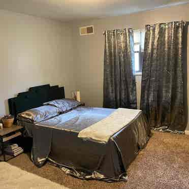 Room for rent in two bedroom house