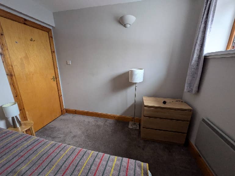 Single room available to rent