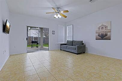 1 BR in Austin