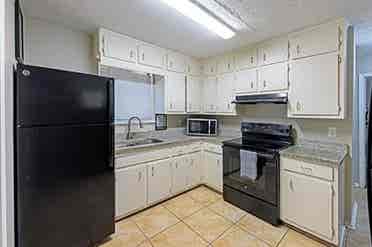 1 BR in Riverdale