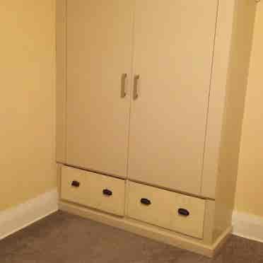 Flatmate 2BR available