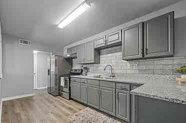 1 BR in Fort Worth