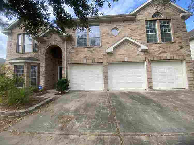 Huge rooms for rent!!!