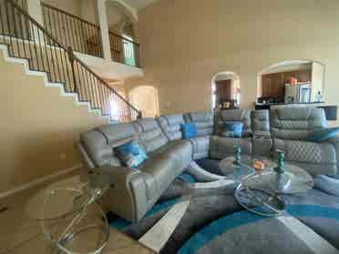 Huge rooms for rent!!!