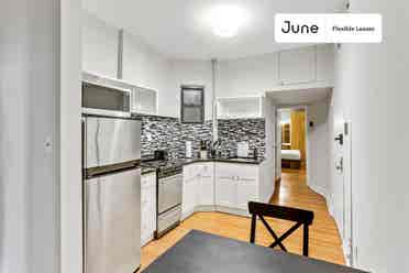 2 BR in New York City