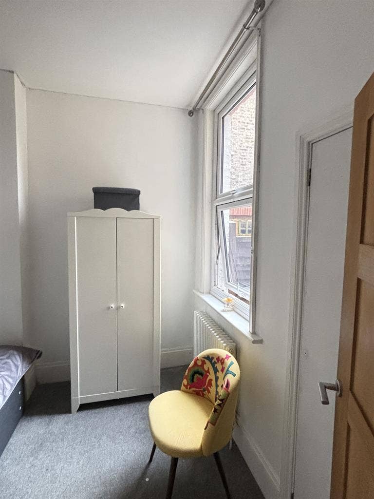 Double room / Female preferred