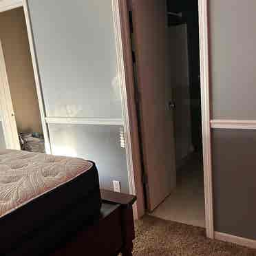 Room for rent near Liberty