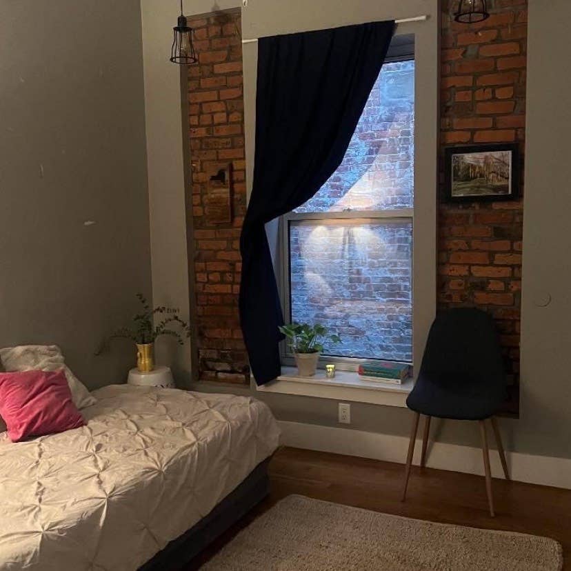 One room available in Crown Heights