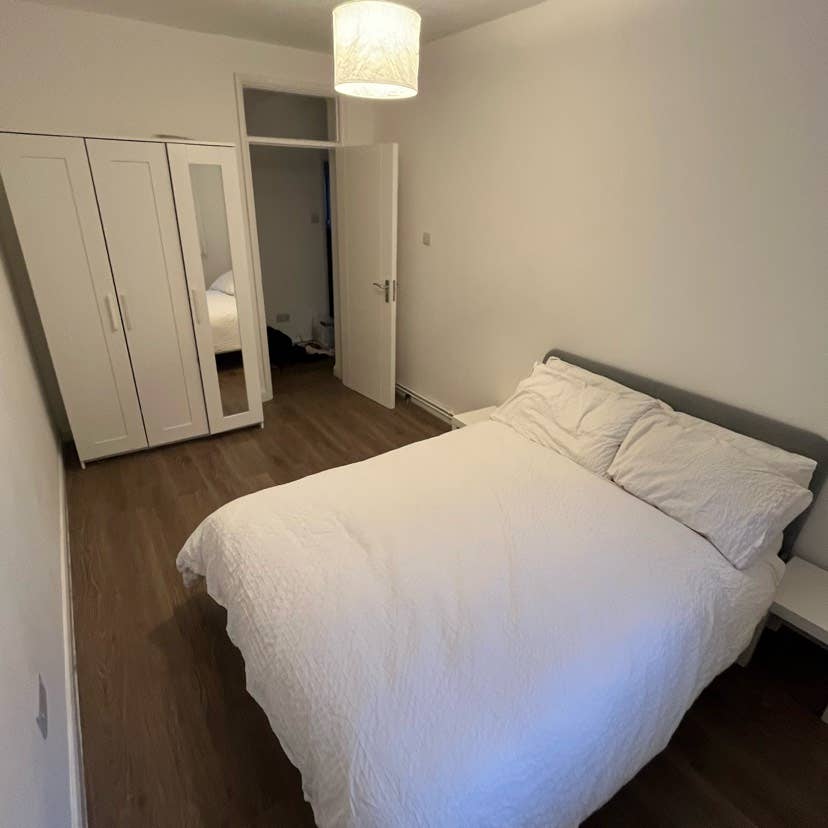 Double bedroom two month sublet 