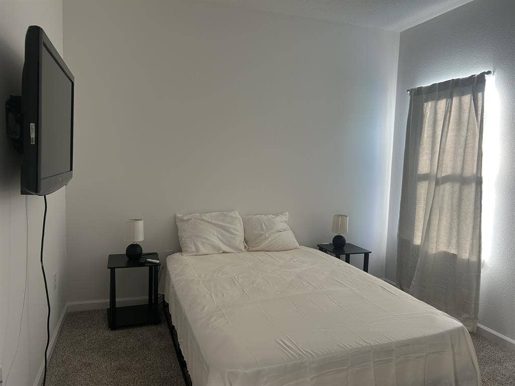 Rent a room in Freeport