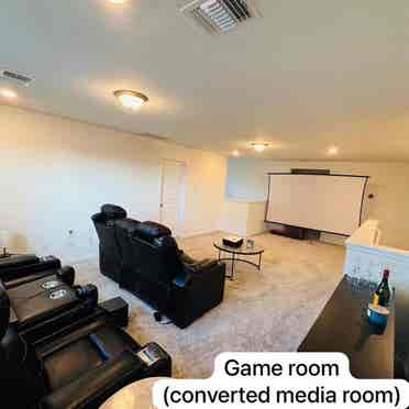 Private rooms for rent