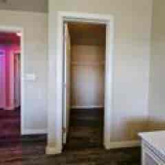 Females Room For Rent in Henderson