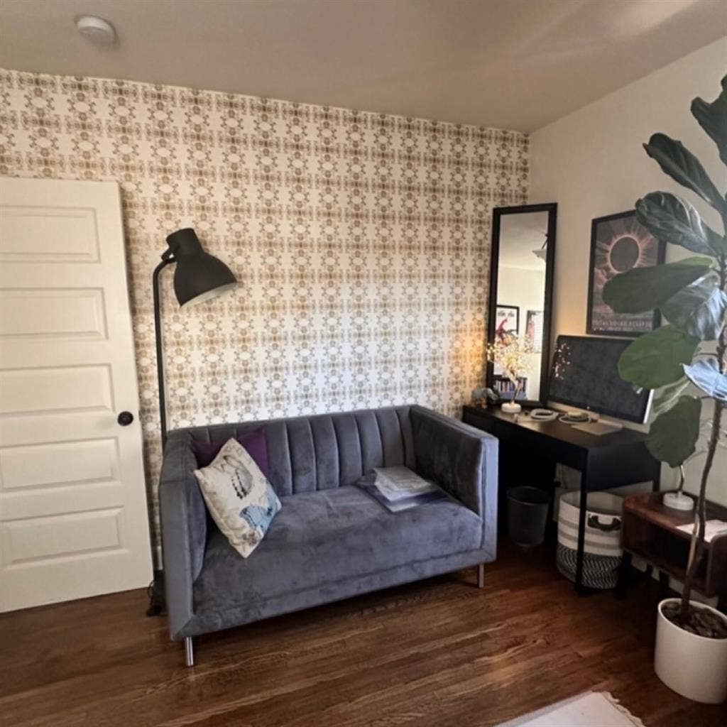 Cozy room for rent in Hollywood