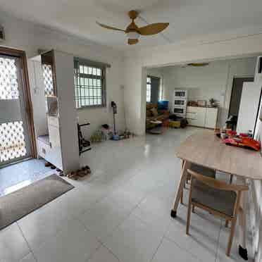 Sembawang Common Room to rent