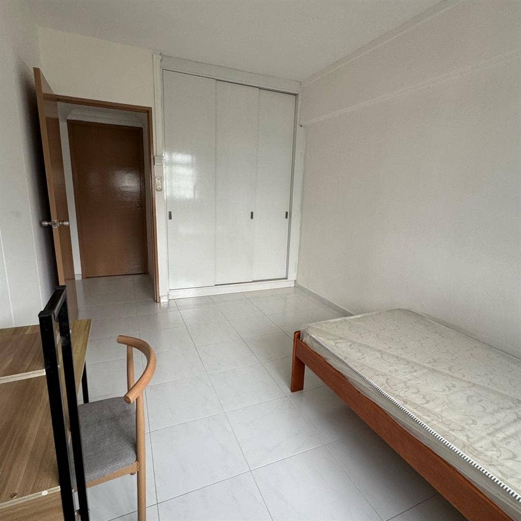 Sembawang Common Room to rent