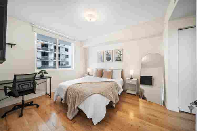 Downtown Room with own Bathroom