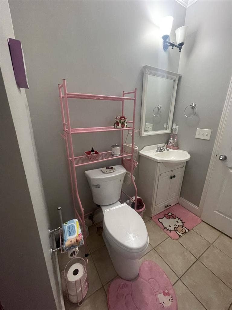 Hello Kitty Room in Lakewood of Atl