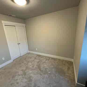 Room for rent in Triple Ridge