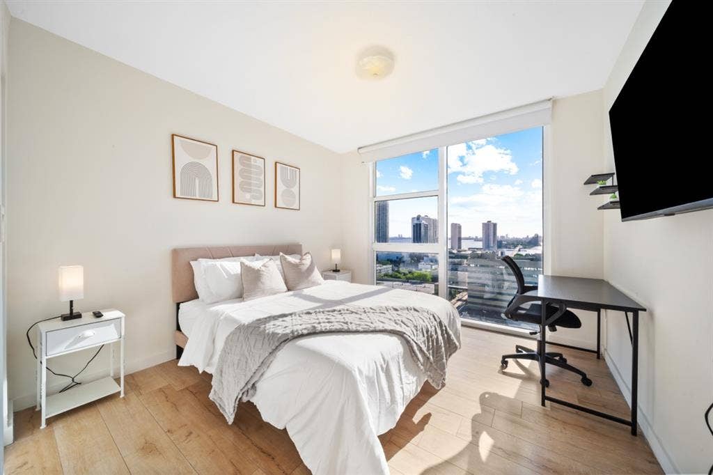 Single Bedroom in Downtown Miami