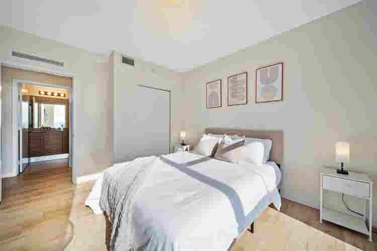 Single Bedroom in Downtown Miami