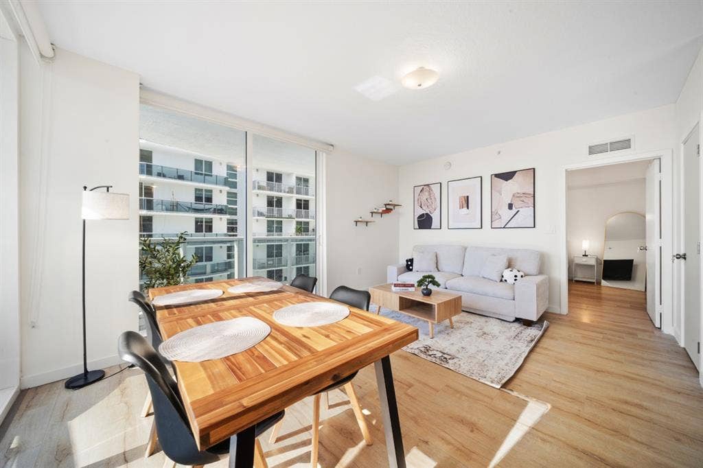 Single Bedroom in Downtown Miami