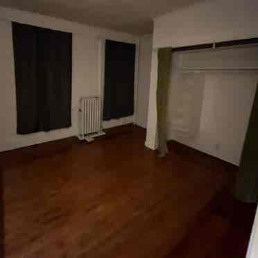 Room Available In Spacious Apt