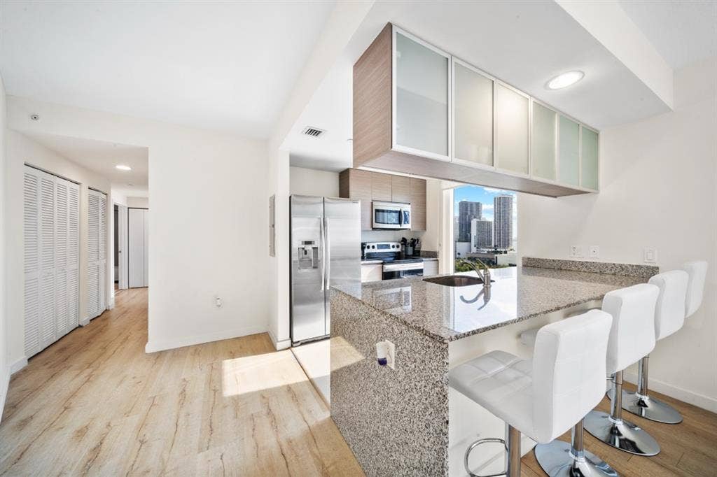 Single Room in Downtown Miami