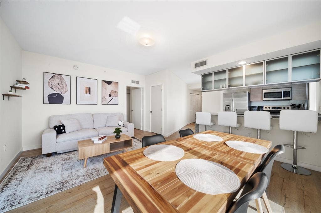 Single Room in Downtown Miami