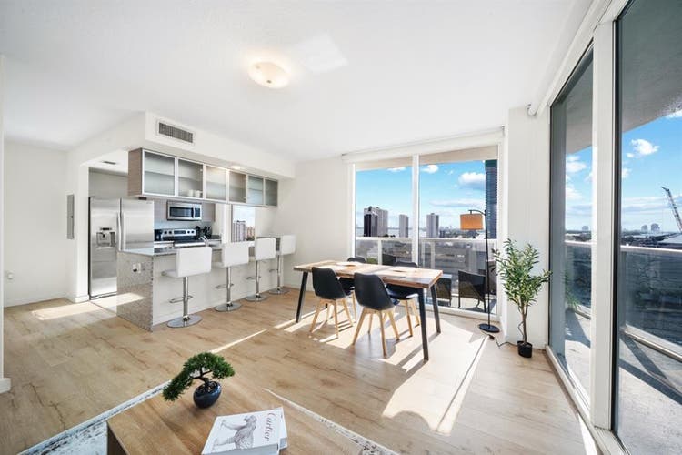 Single Bedroom in Downtown Miami