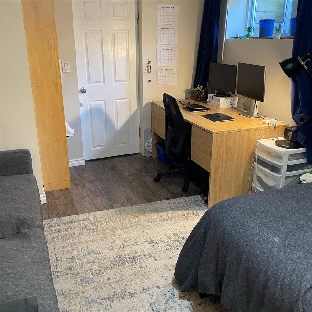 $ — Student House for Sublet