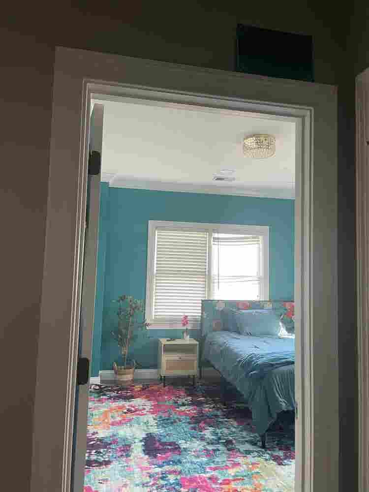 Teal Room in Lakewood for Women
