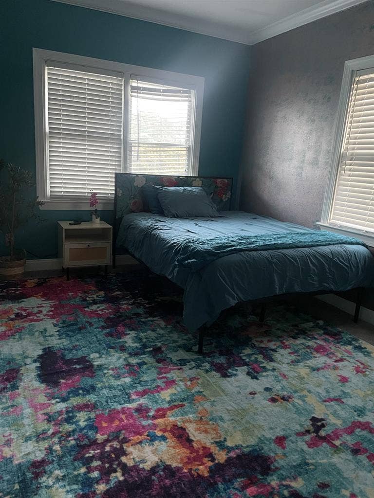 Teal Room in Lakewood for Women