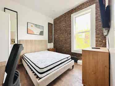 Furnished Room in Crown Heights