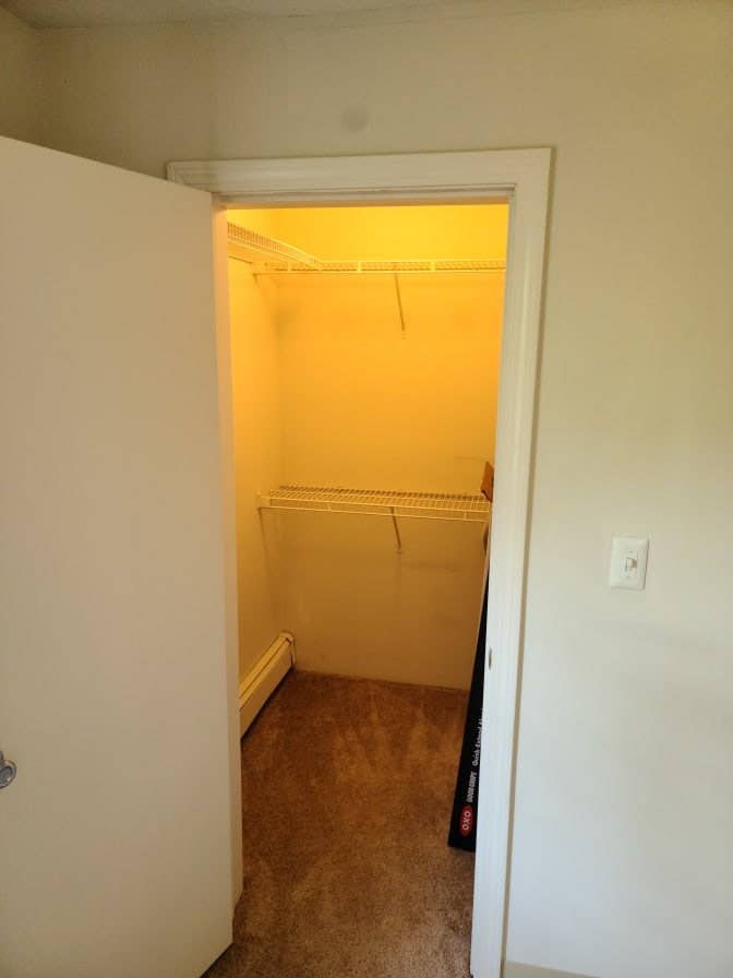 Spare Room In 2 Bedroom Apartment