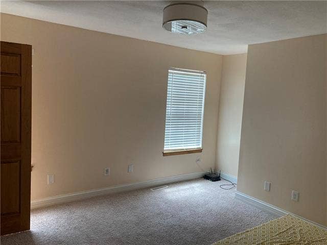 1 BR in Kansas