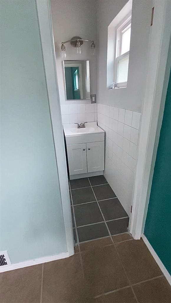 Roommate Needed!