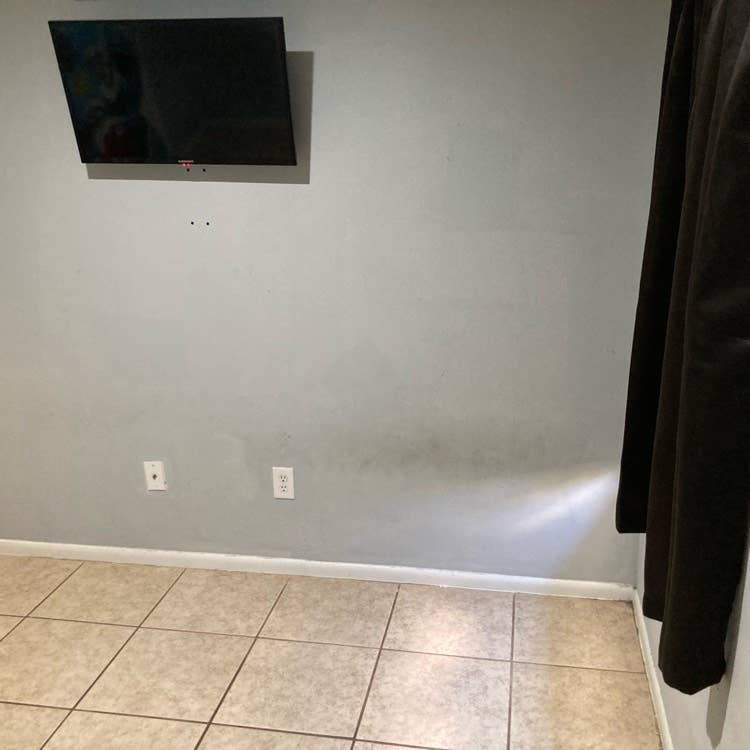 Room for rent $/m east Orlando