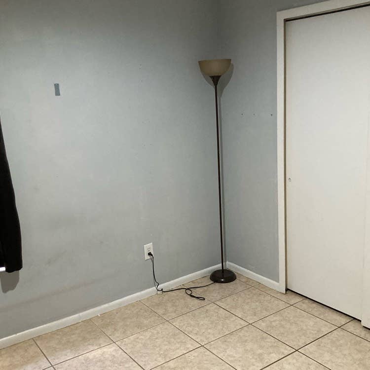 Room for rent $/m east Orlando