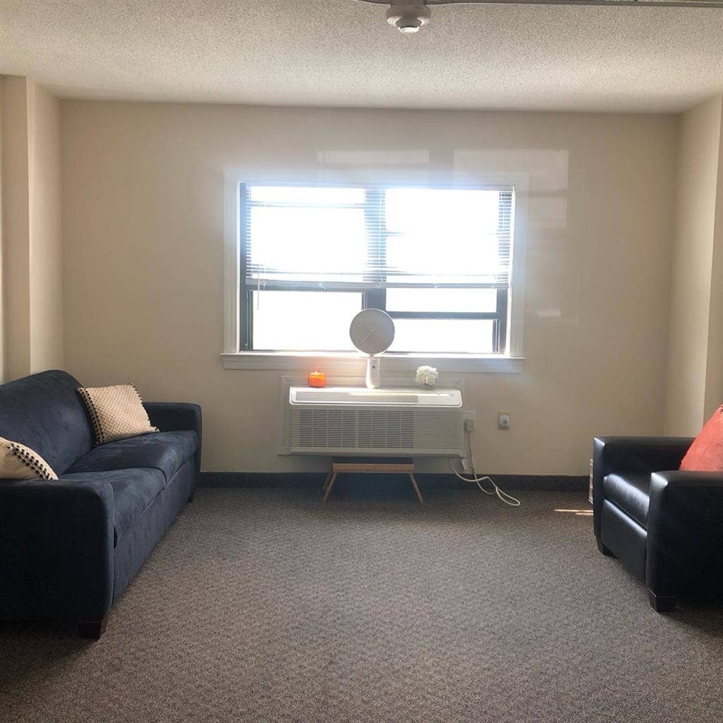 Sublease 1 bedroom apartment