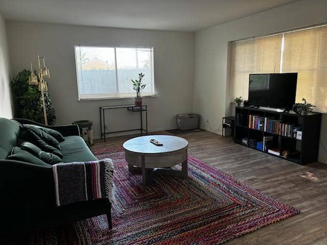 PRIVATE SUITE FOR RENT- WEST HILLS