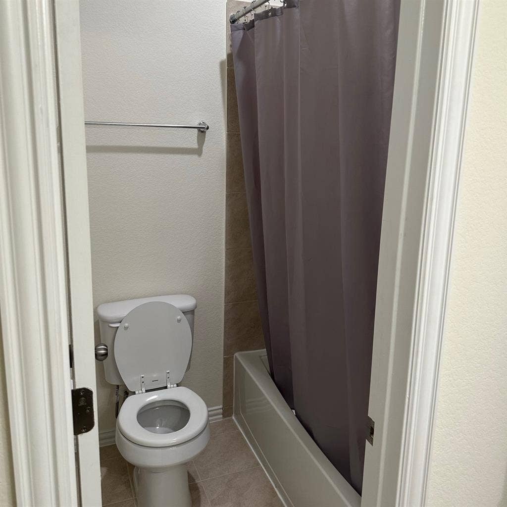 Room for rent in Georgetown, TX