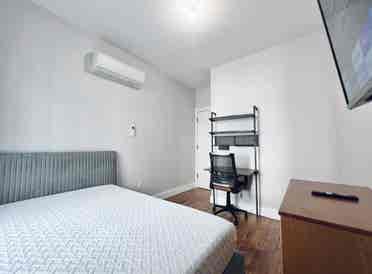 Furnished Room in Bedstuy