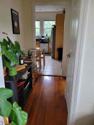 Bedroom in ba, Inman Square