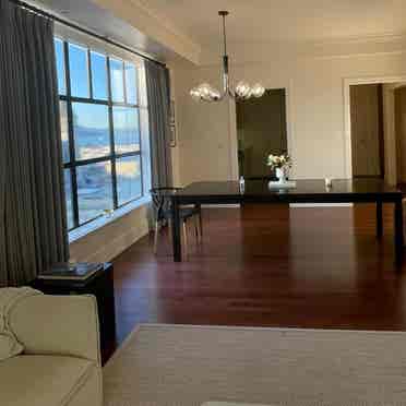 Room+bath luxury condo w 
parking