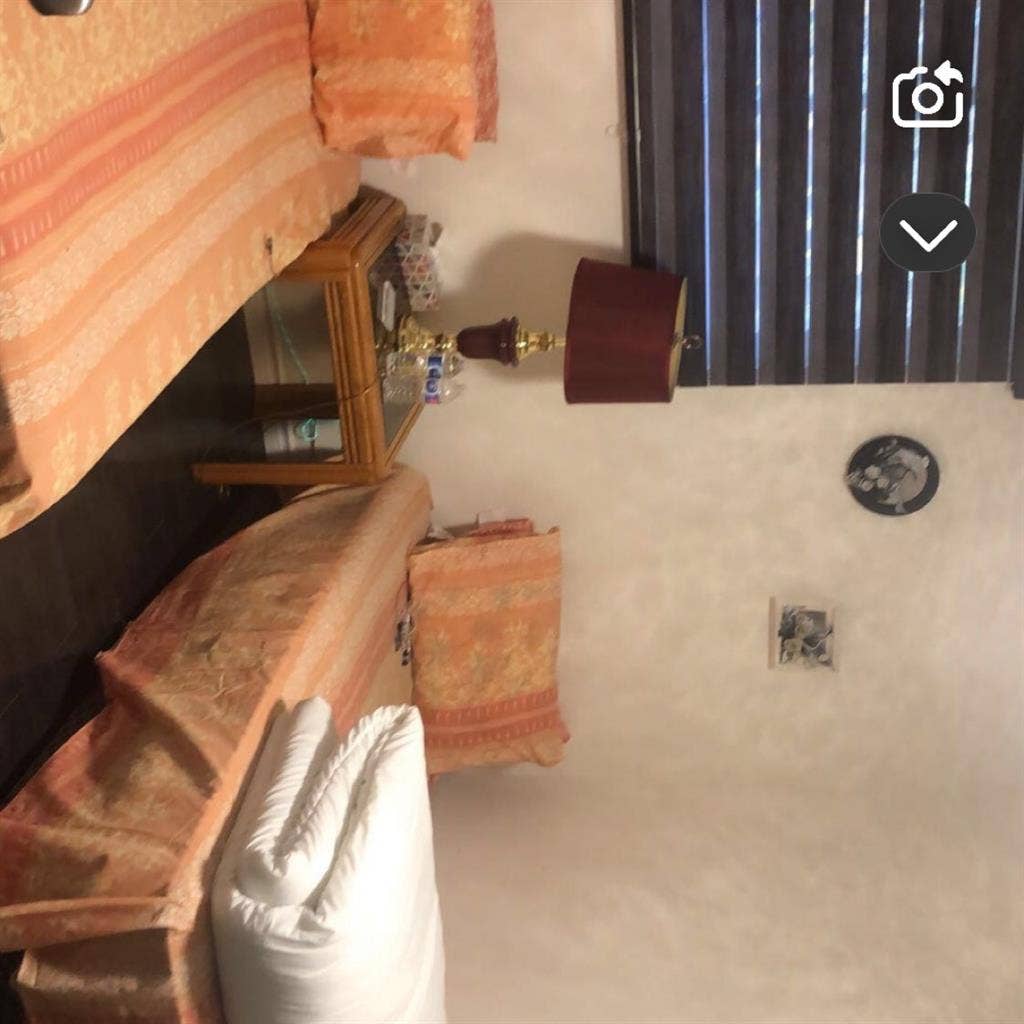 Room for rent on sharing