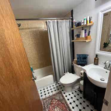 2BR in heart of Cambridgeport