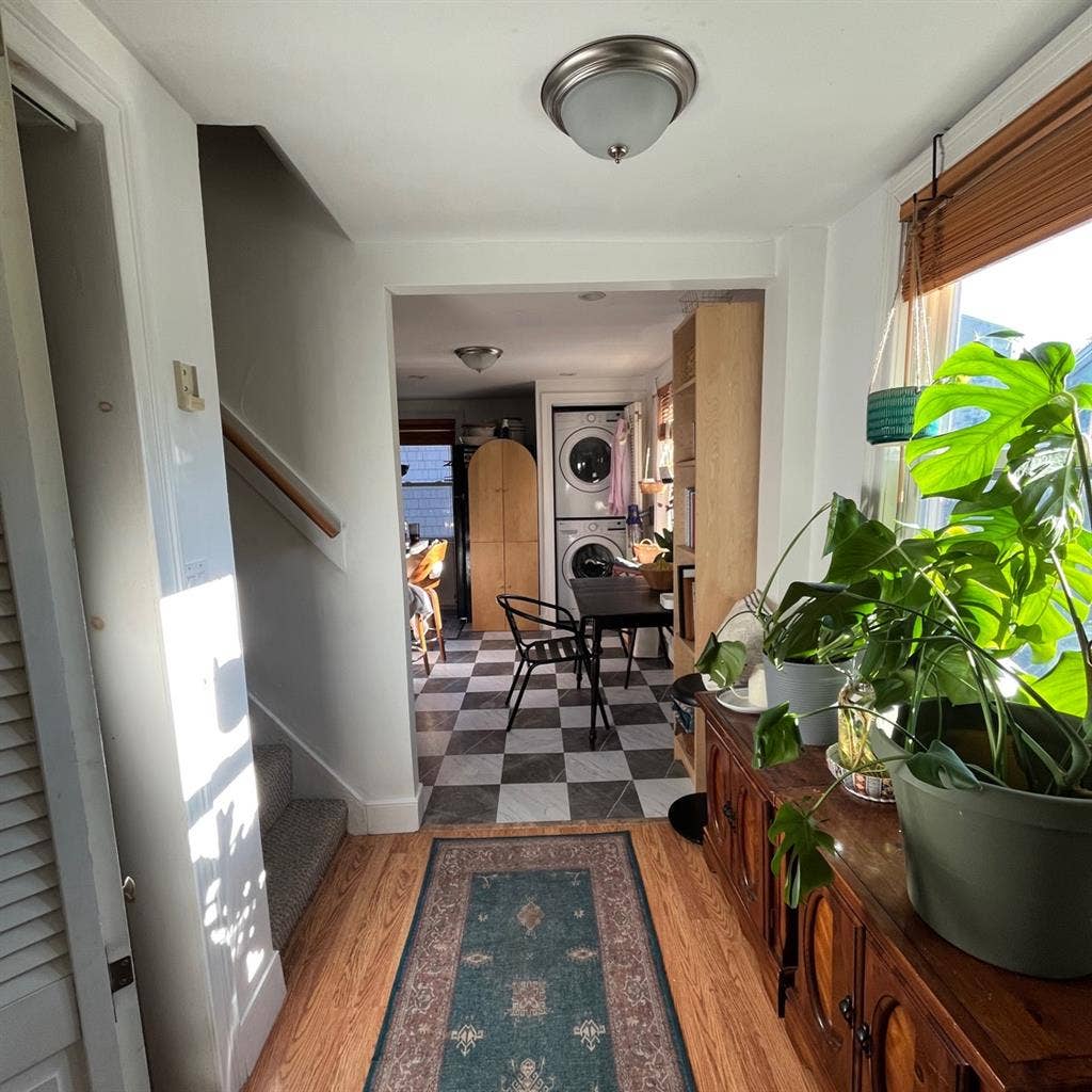 2BR in heart of Cambridgeport