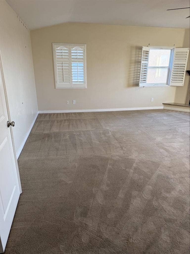 ⚡️Private Master Bedroom ⚡️